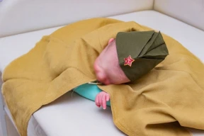 Татьяна Фельгенгауэр: «Это Путин возвышается и над руинами домов, и несчастным младенцем, которого нарядили в военную форму»